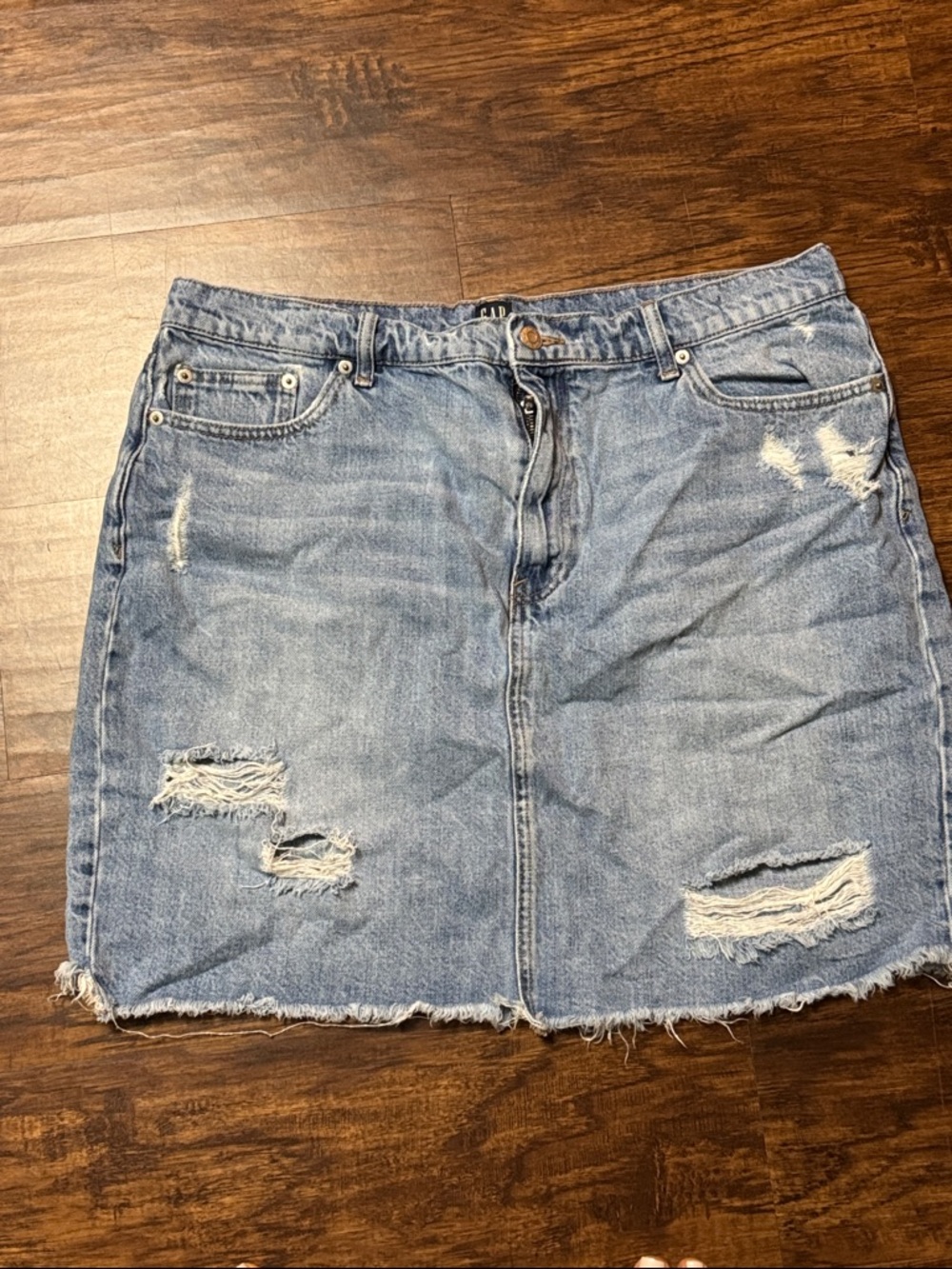 GAP Light Blue Distressed Denim Mini Skirt size 33